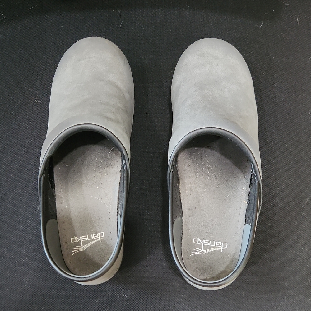 Dansko Slip-On Loafers in Gray Size 39